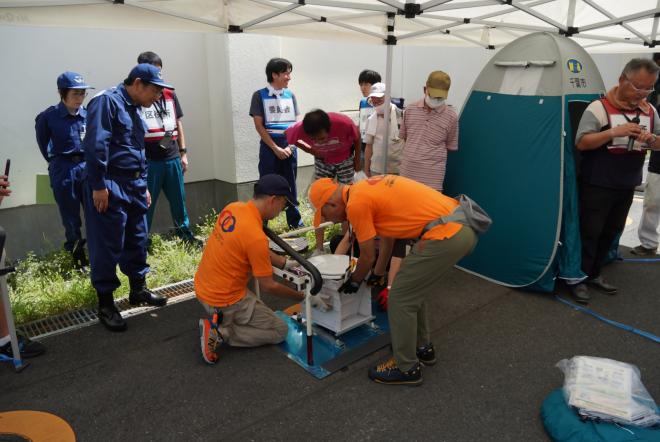 マンホールトイレの設置