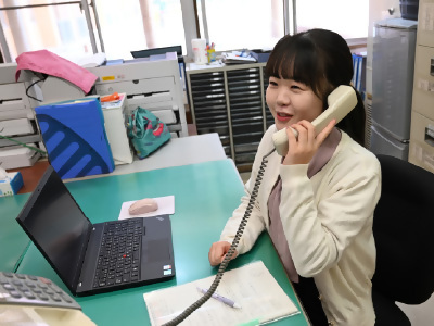 学校事務(県費負担職員)