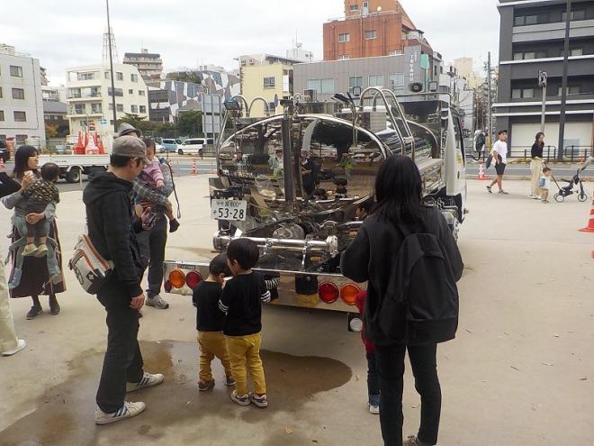 千葉市水道局給水車