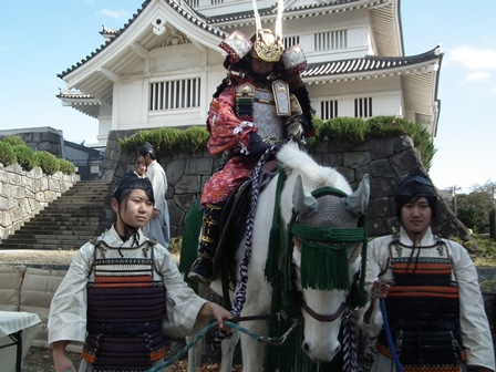 20171111‗城と騎馬武者2