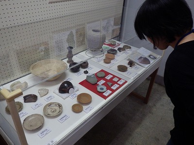2016_ロビー巡回展の様子1