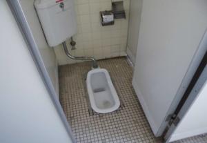 トイレ改修前2