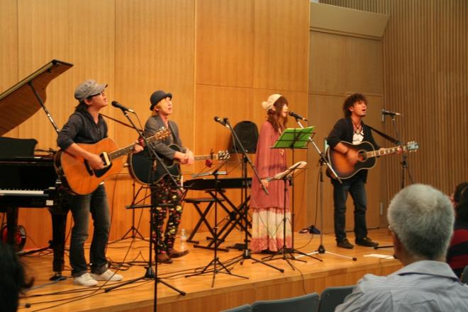 りんどうの演奏の写真