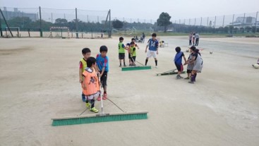 13_makusouclub_R01
