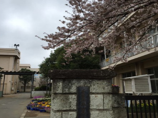 /school/es/036/images/e036sannou-gakkou01.jpg