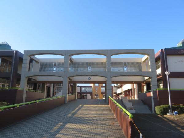 校舎1