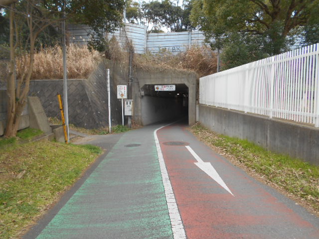国道14号線下